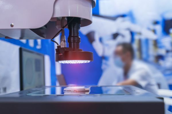 影像测量仪与闪测仪如何抉择?一篇读懂技术原理与选型