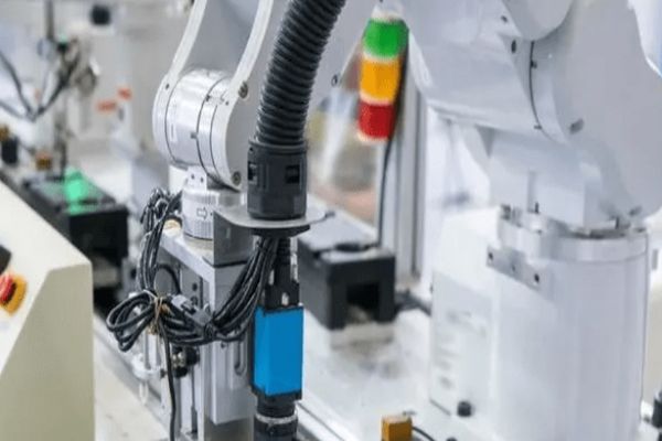 视觉引导机器人如何实现工厂自动化生产？