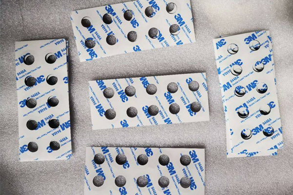 高精度视觉粘贴泡棉应用