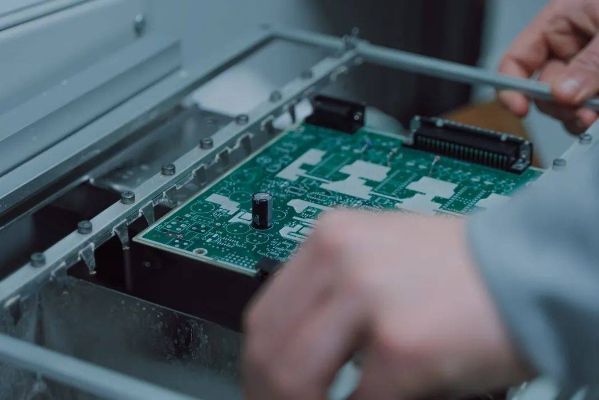 机器视觉的PCB板AOI检测应用